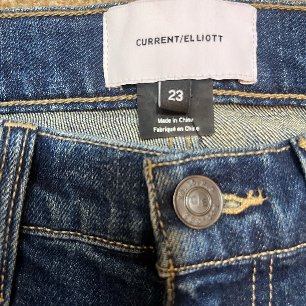 NWT-Current Elliot “ The fan kick jeans “ - Picture 2 of 8
